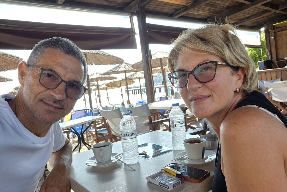 Ljubisa Karović, left, was saved by his wife, Svetlana Grković, right (Facebook)