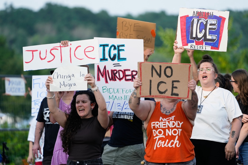 DHS Secretary Markwayne Mullin called Maine Senator Angus King to inform him that the ‘victim was not the target of the warrant,’ according to his office (AP)