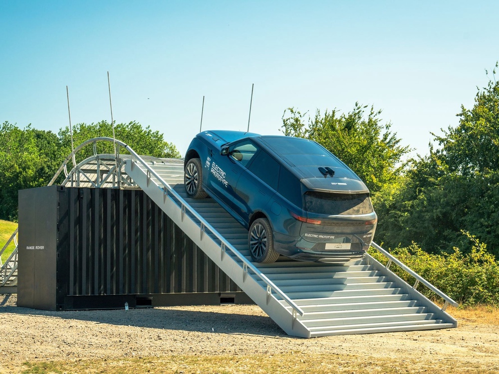 The Range Rover Sport Electric's EV powertrain makes serious off-roading even easier as it's even easier to control (Range Rover)