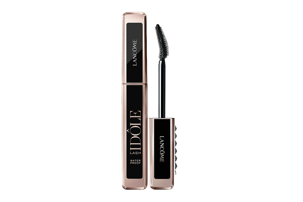 Image from: 11 best waterproof mascaras to handle rain, heat and humidity – tested by an expert