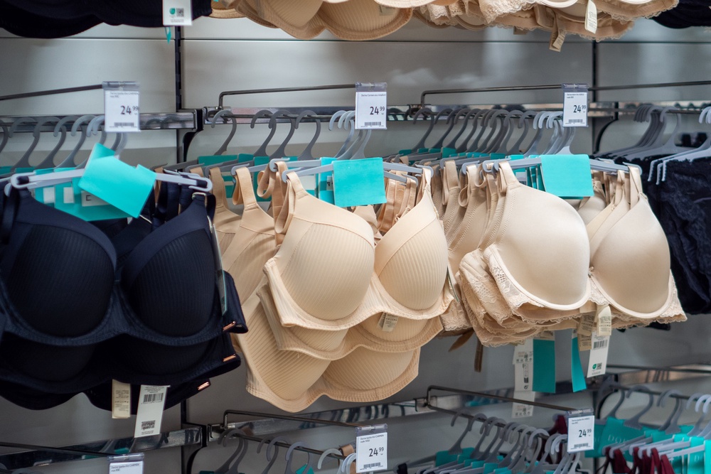 Experts have warned that many women who self-fit their bras remain in needless discomfort for years (Getty/iStock)