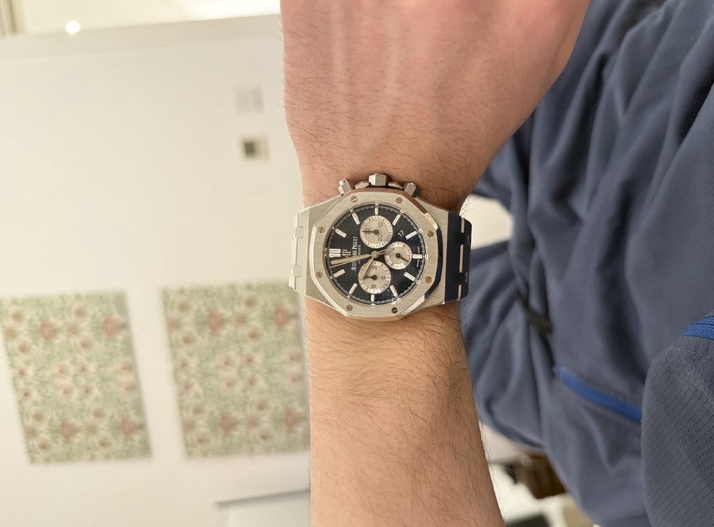 The gang spent the money on luxury watches (Met Police)