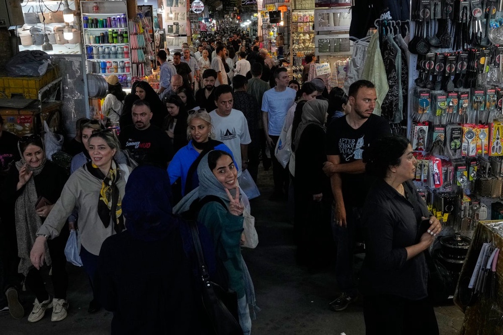 Image from: Iran-US war latest: Tehran targets vessels in Strait of Hormuz after Trump’s seventh night of strikes on Iran