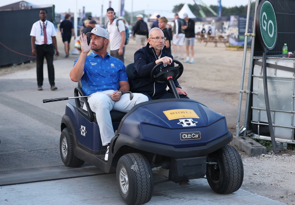 DeChambeau’s rules controversy incident on friday evening spilled over to Saturday (Getty)