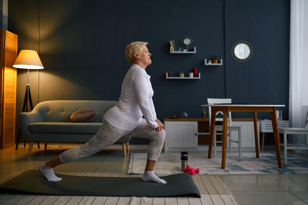 ‘Lunges are great for single-leg strength and core stability,’ says Quinn (PA)