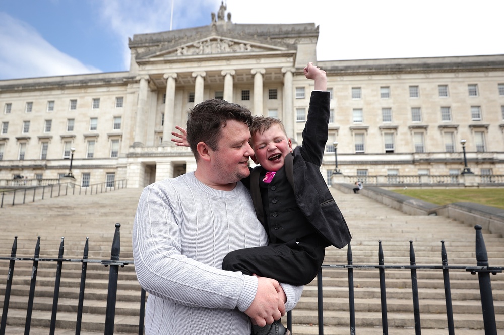 Dáithí with his father Mairtin Mac Gabhann (Liam McBurney/PA) (PA Archive)