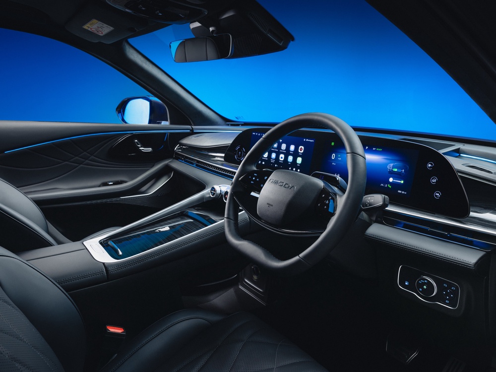 The Omoda 9 Black Noble gets the brand's most luxurious interior yet, including massaging seats (Omoda)