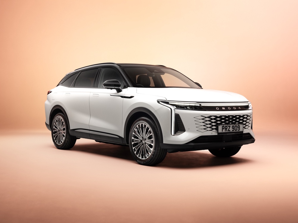 All Omoda 9 models benefit from dynamic tweaks set to make the car more comfortable (Omoda)