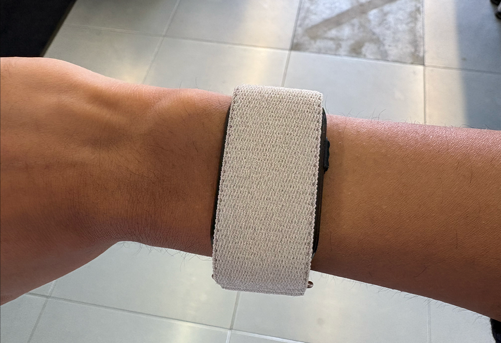 You can manually start a workout by pressing the one on-device button (Sabrina Sahota/The Independent)