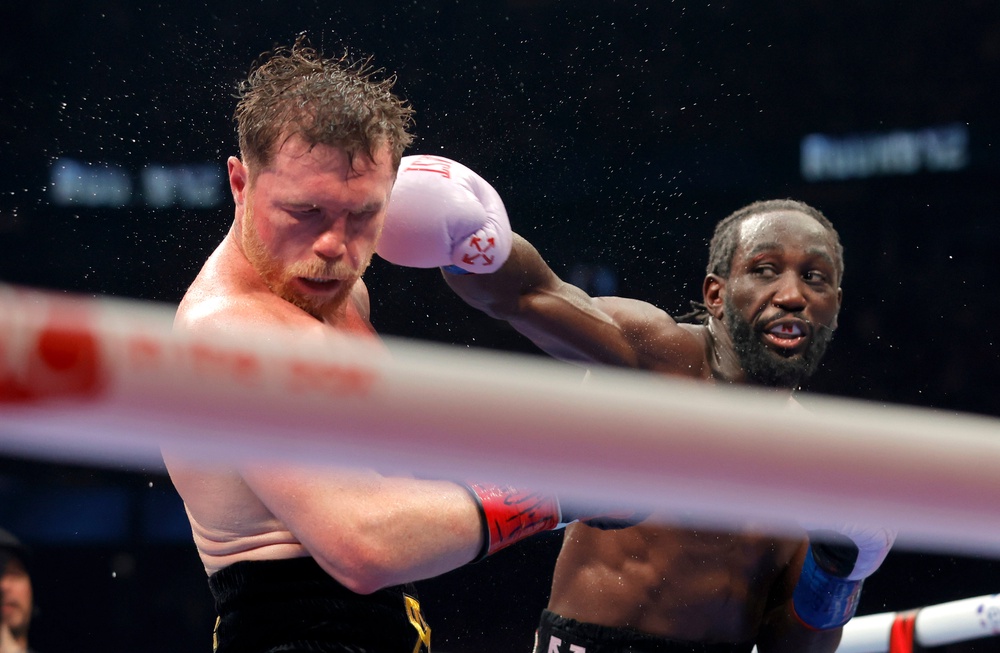 Crawford beat Canelo on points to become a three-weight undisputed champion (Getty)