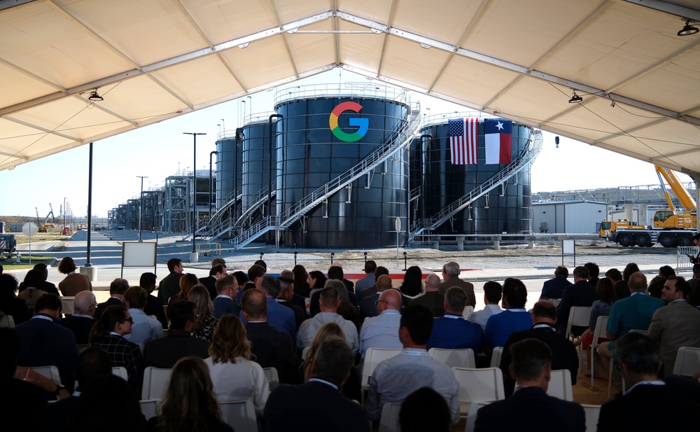 Attendees await the arrival of Texas Gov. Greg Abbott and Alphabet and Google CEO Sundar Pichai at the Google Midlothian Data Center on November 14, 2025 in Midlothian, Texas (Getty)