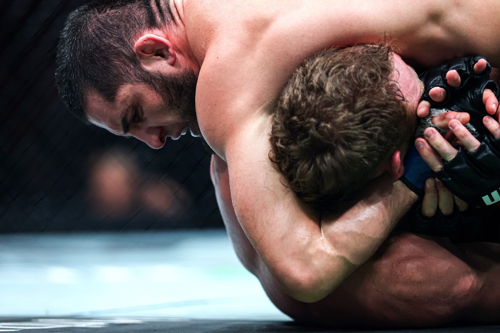 Islam Makhachev (left) during his title win over Jack Della Maddalena (Getty)