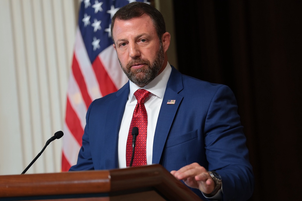 Mullin, pictured, and Schroyer became friends while Schroyer ran the security detail at Mullin’s Oklahoma home when he was a U.S. senator (Getty)