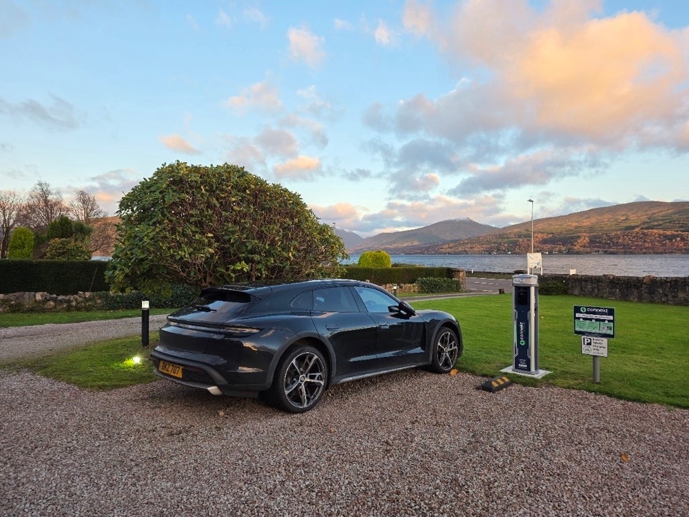 EV charging at Kilchurn Castle, Loch Awe (Octopus Electroverse)