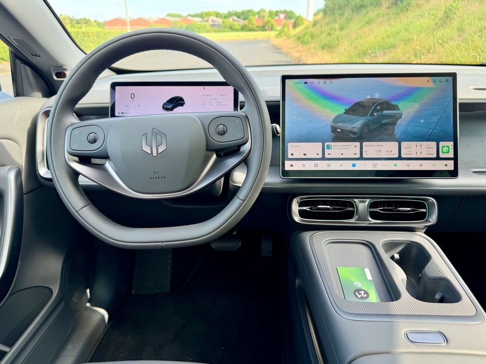 There are big, clear displays in the Leapmotor B05, but the steering wheel looks like it's been put on upside down (Steve Fowler)