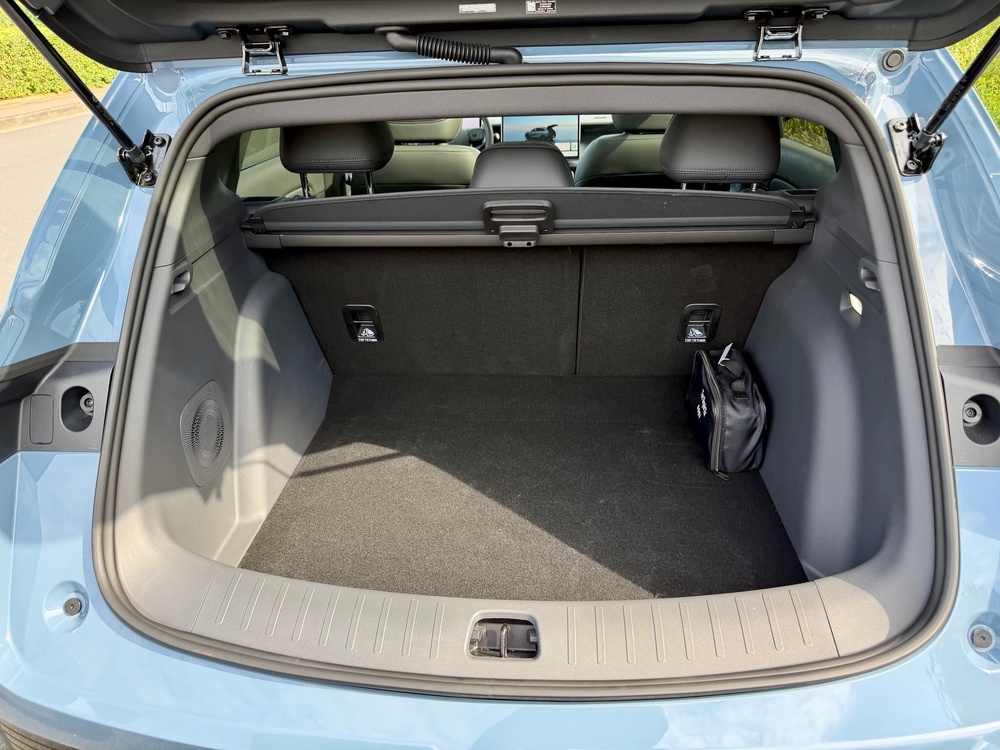 The Leapmotor B05's boot isn't huge, while there's no dedicated space to store the charging cables (Steve Fowler)