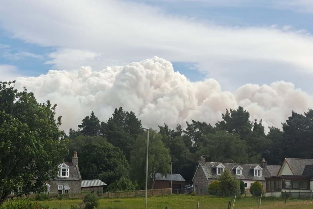 Smoke near Nethy Bridge from the Cairngorms wildfire