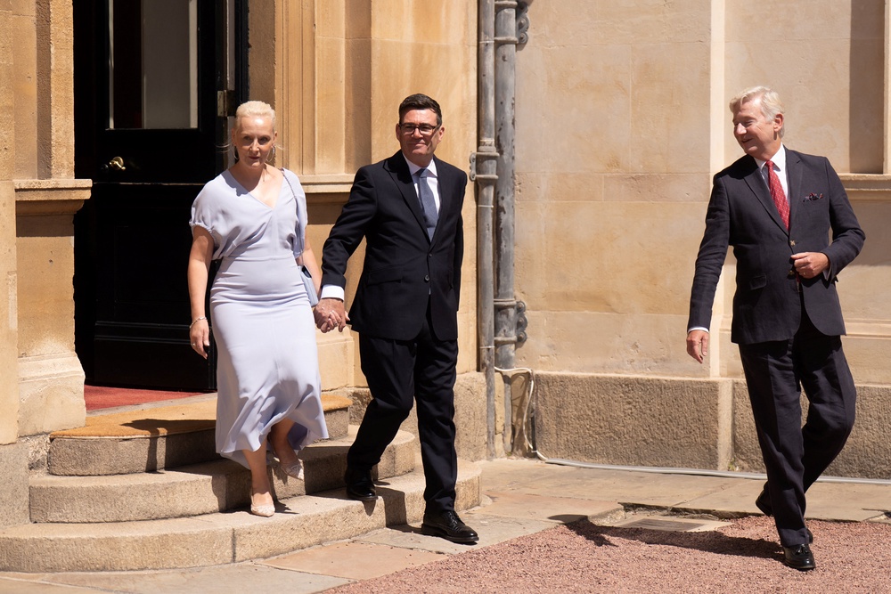 Image from: Ukraine-Russia war latest: Burnham tells Zelensky UK ‘has got your back’ in first meeting since becoming PM