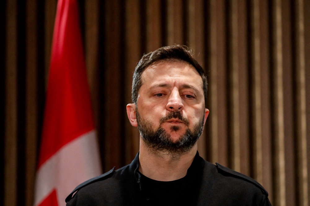 Ukrainian President Volodymyr Zelenskiy looks on during the G7 Leaders' Summit in Kananaskis, in Alberta, Canada, 17 June 2025 (Reuters)