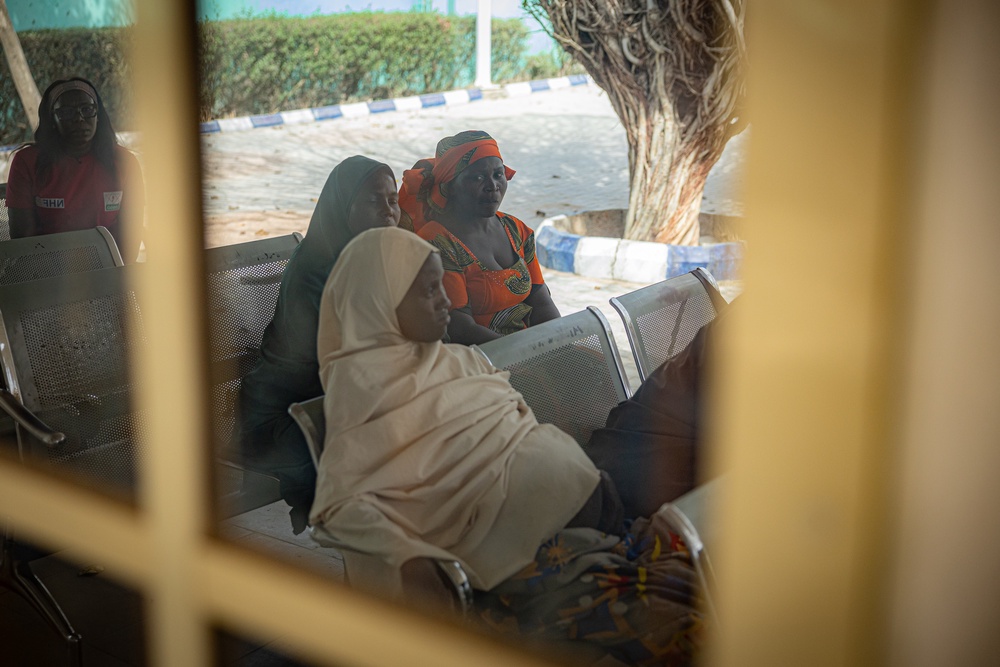 Asina lost her baby two days beforehand and Hawwa, has lost six of 13 children (Bel Trew)