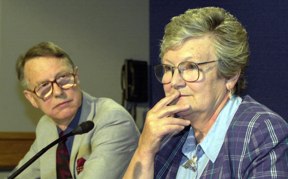 Paul and Diana Lamplugh in 2000 when Scotland Yard reopened the investigation into their daughter’s disappearance (PA) (PA Archive)