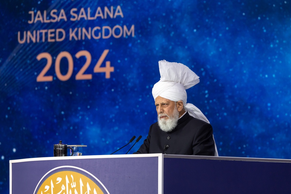 Hazrat Mirza Masroor Ahmad, worldwide head of the Ahmadiyya Muslim Community, described the Jalsa Salana convention as ‘a living example of Islam’s peaceful teachings in practice’ (Ahmadiyya Muslim Community)