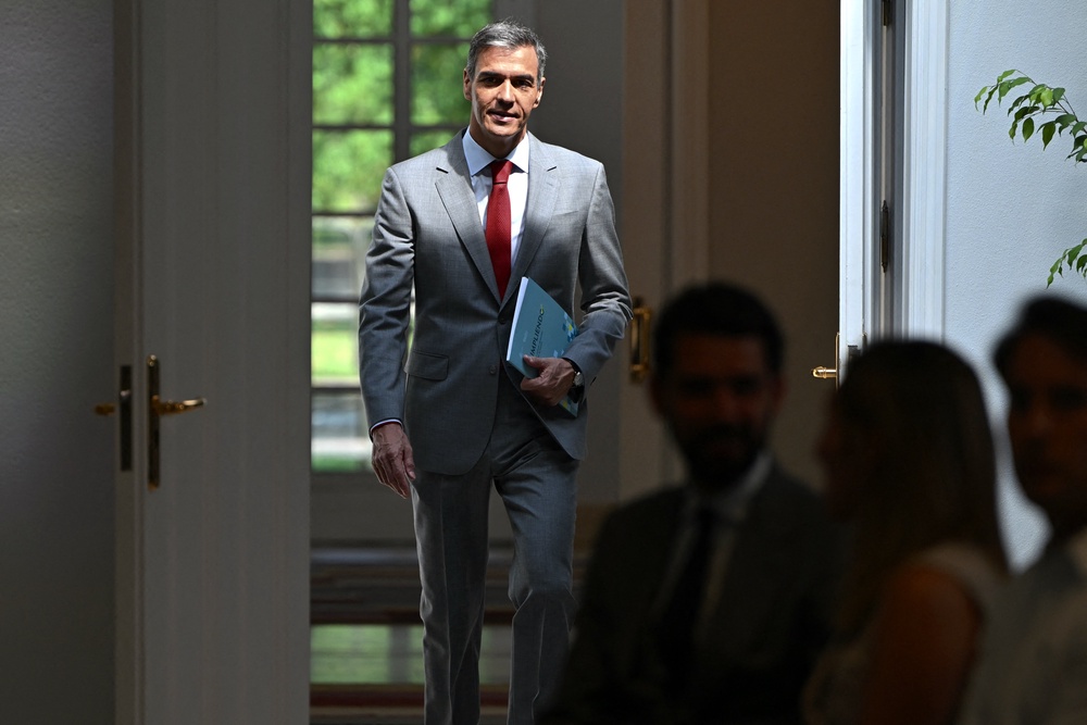 Prime minister Pedro Sánchez paid tribute to Spain’s emergency services for their work over wildfire season (AFP/Getty)