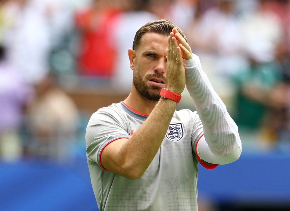 Jordan Henderson could soon be joining Chelsea (Reuters)