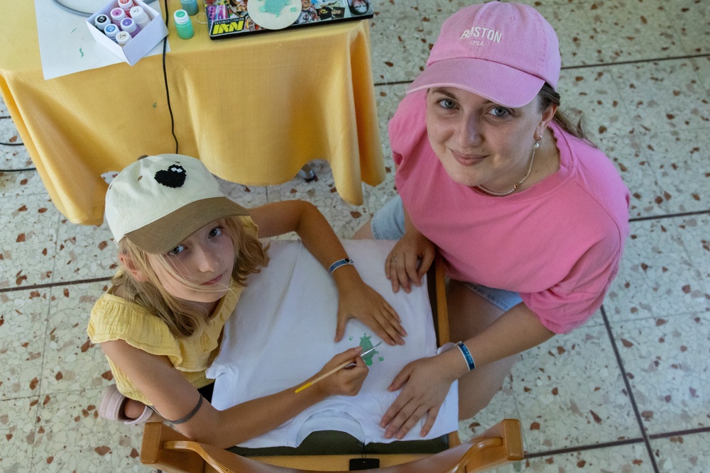 Anastasiia, who runs one of the art programmes, said children often struggle to make friends at the start (Hope for Ukraine)