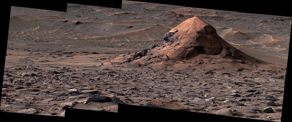 The polygons surround this 20-foot-tall Martian butte known as ‘Miraflores’ (NASA/JPL-Caltech/MSSS)