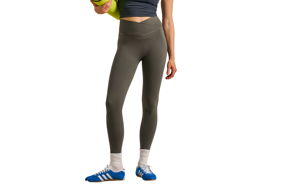 Image from: 10 best yoga pants and leggings to support you as you stretch, tried and tested