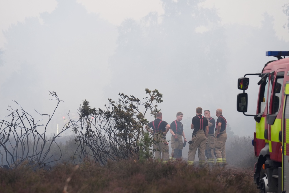A major incident has been declared at a large heathland blaze (Joe Giddens/PA) (PA Wire)