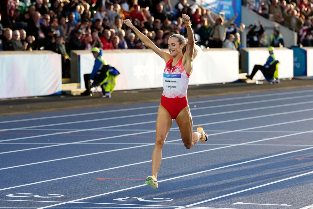 Georgia Hunter Bell celebrates her 800m victory at Scotstoun Stadium (Martin Rickett/PA) (PA Wire)