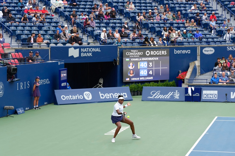 Venus Williams in action in Toronto (Chris Young/The Canadian Press via AP) (AP)