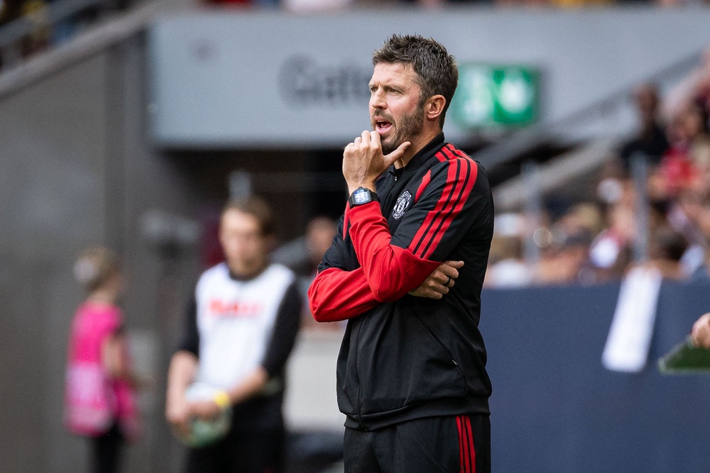 Image from: Hull vs Manchester United LIVE: Carrick bemoans key errors as Premier League defeat leaves Red Devils shell-shocked