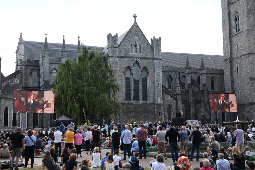 Crowds gathered outside the funeral of Glen Hansard at St Patrick’s Cathedral in Dublin (Damien Eagers/PA) (PA Wire)