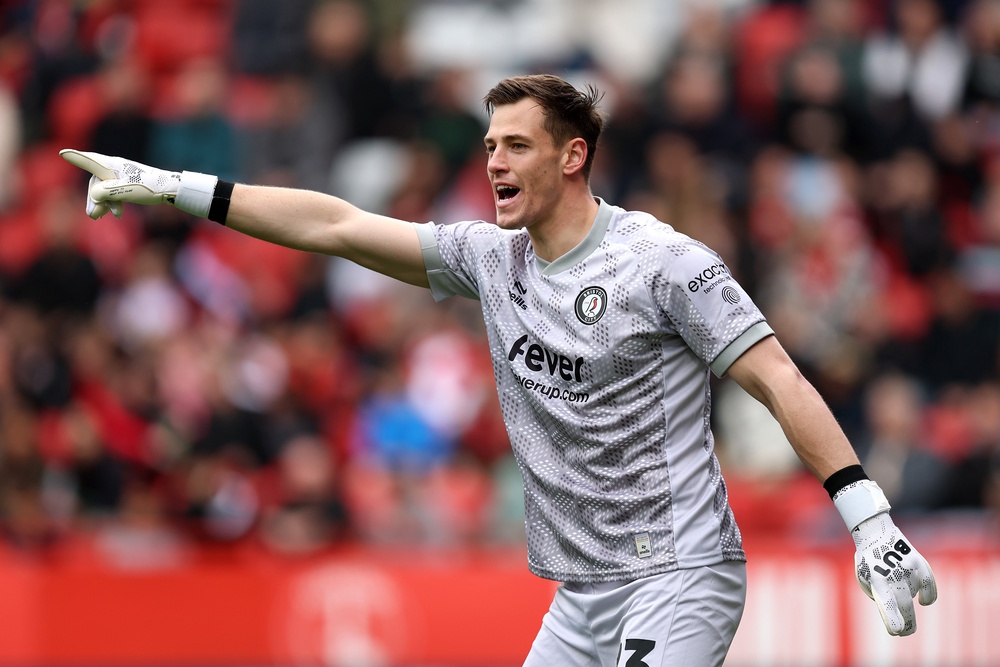 Image from: Transfer news LIVE: Arsenal agree cut-price Bruno Guimaraes fee but dealt Vinicius Jr blow