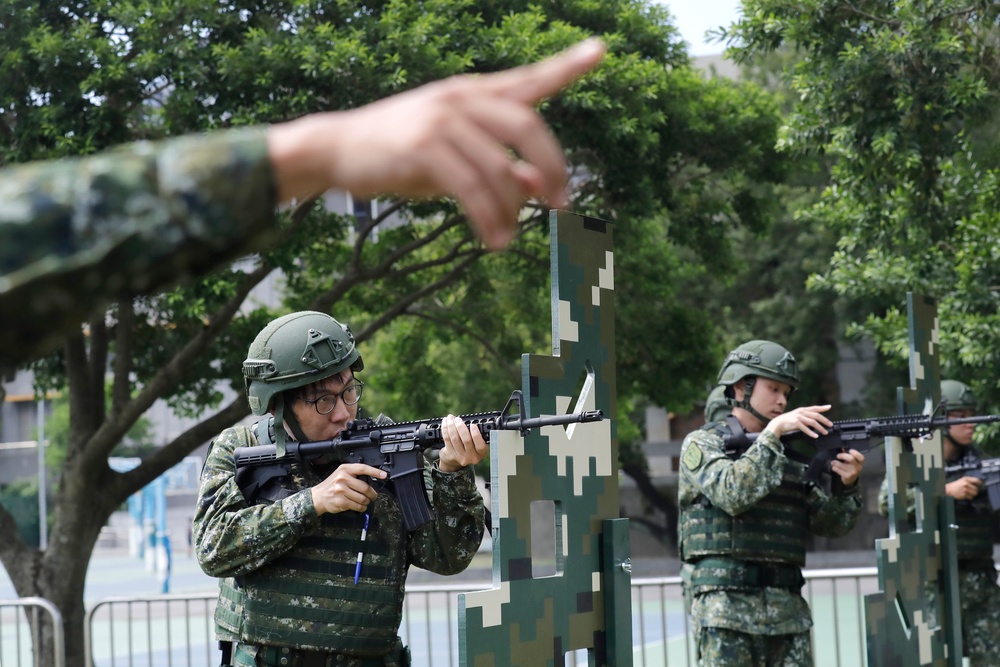 Soldiers conduct shooting training during the annual Han Kuang military exercises in Taipei (AP)