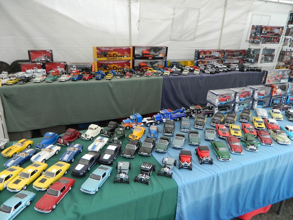 Beyond typical household clutter, the route features massive specialty collections, including extensive sets of vintage toy cars (127 Yard Sale)