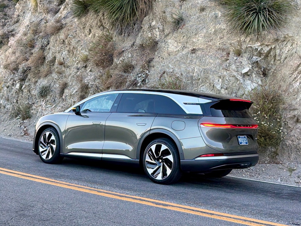 The Lucid Gravity is a long car, but four-wheel steering helps to make it feel more manoeuvrable than expected (Steve Fowler)