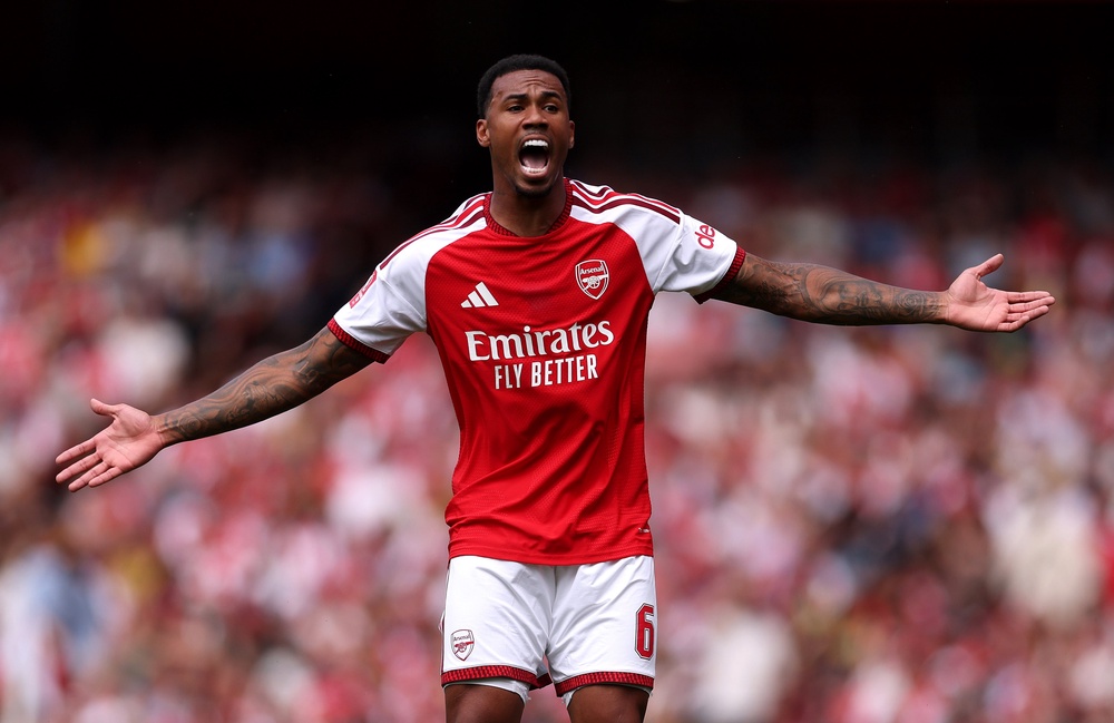 Image from: Transfer news LIVE: Romero to Arsenal, Liverpool want Barcola, Man Utd target defender