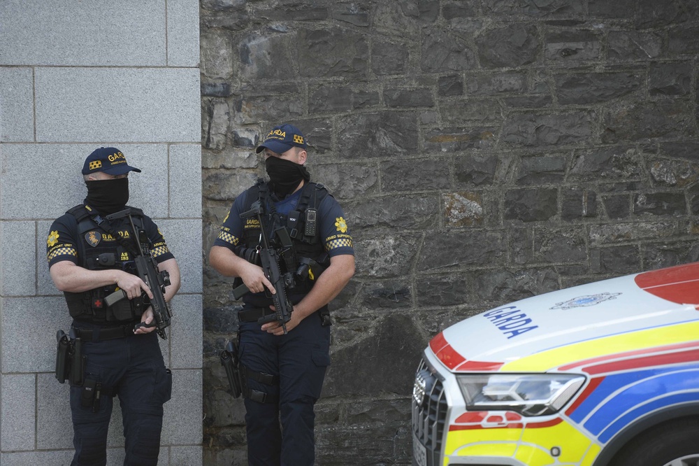 Members of the Garda armed response unit at the Criminal Courts of Justice in Dublin (Mark Marlow/PA) (PA Wire)