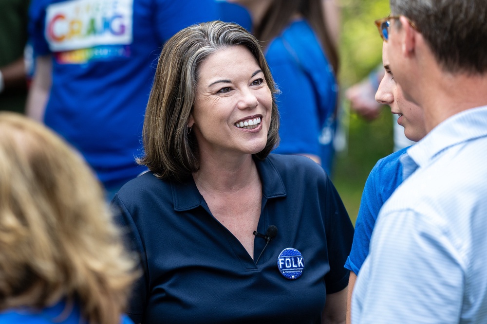 In Minnesota, Rep. Angie Craig has the backing of House Democratic leaders while Chuck Schumer has publicly stayed out of the race (Getty)