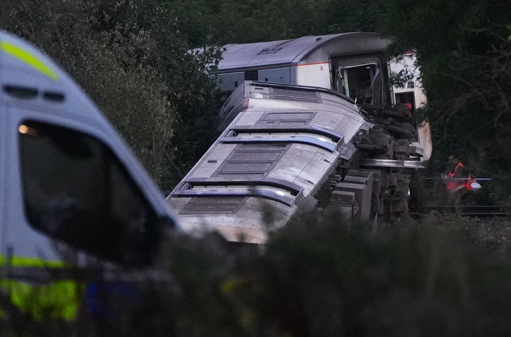 The scene where two people have been seriously injured after a train with around 150 people on board derailed near Lewes railway station in East Sussex (Jonathan Brady/PA) (PA Wire)