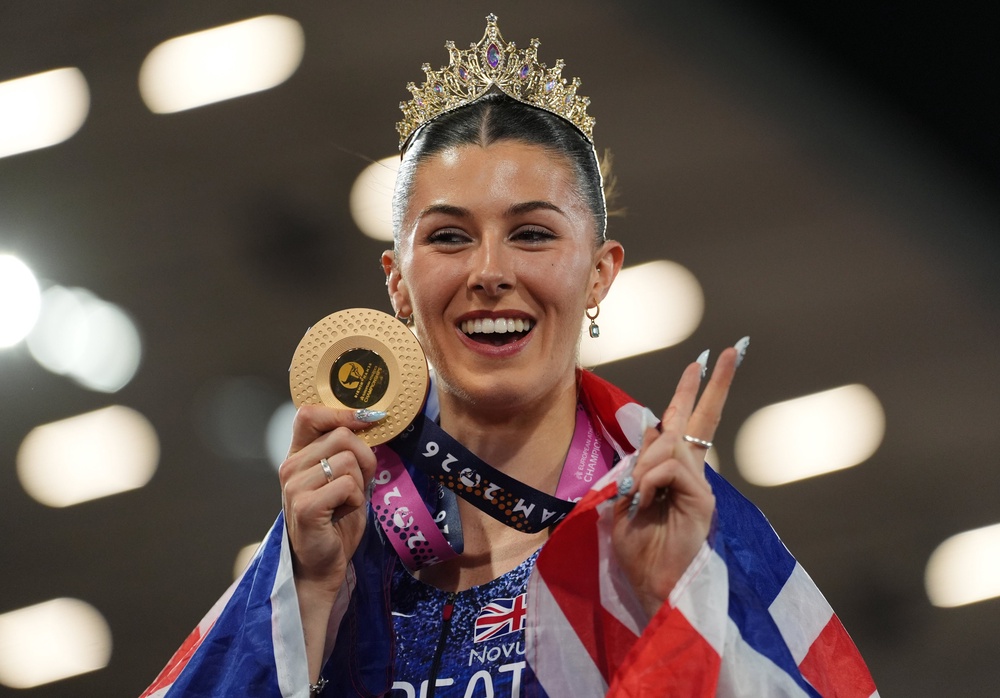 Amy Hunt celebrates her second European gold medal (Annabel Lee-Ellis/PA) (PA Wire)