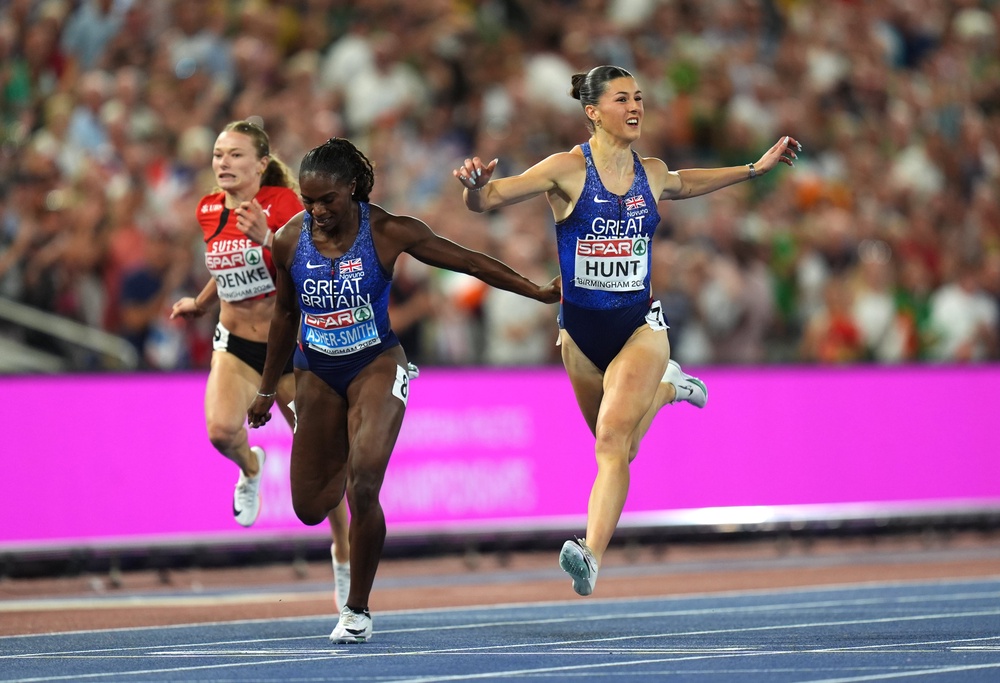 Dina Asher-Smith, left, had to settle for bronze (Annabel Lee-Ellis/PA) (PA Wire)