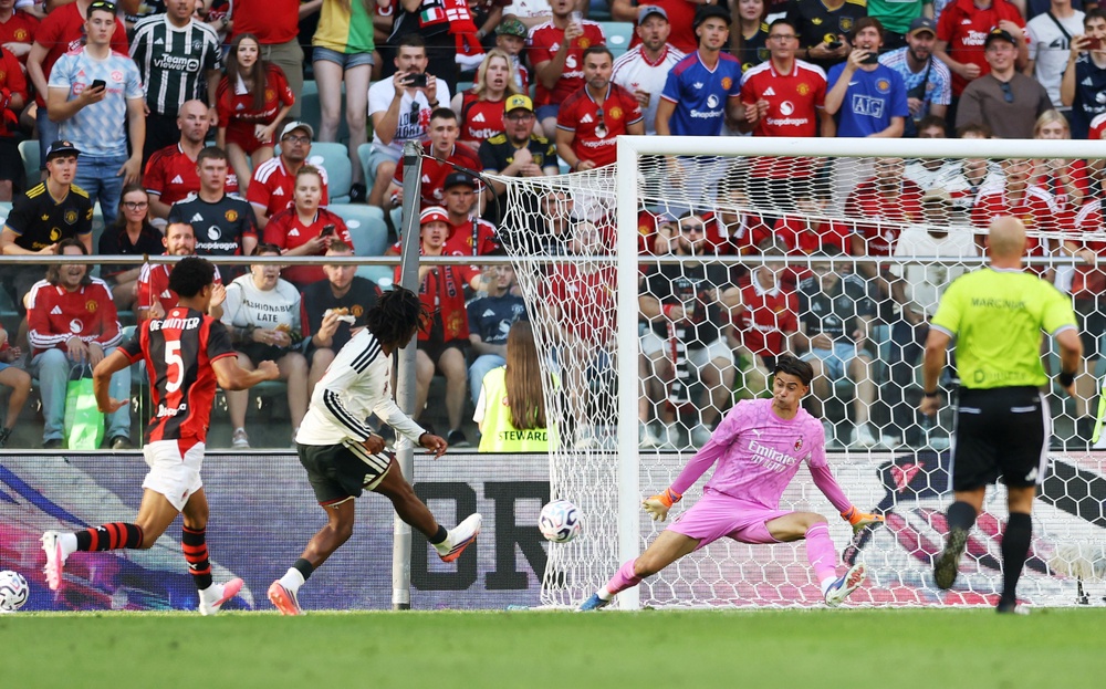 (Reuters)