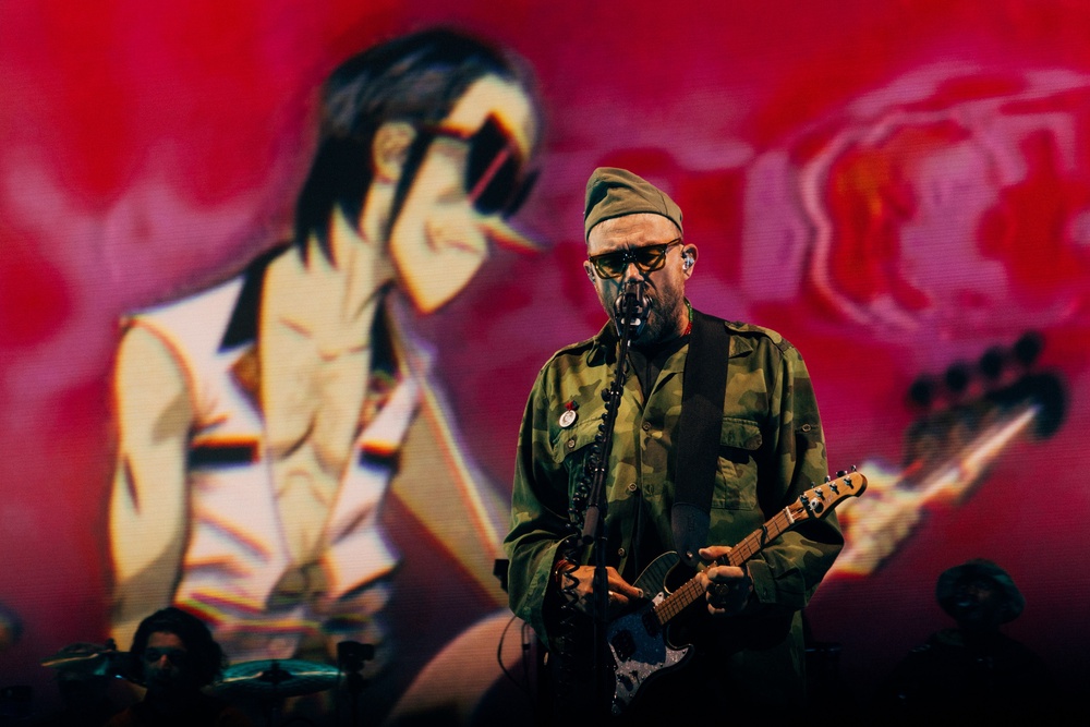 Damon Albarn worked his way through the Gorillaz's back catalogue (WOW)