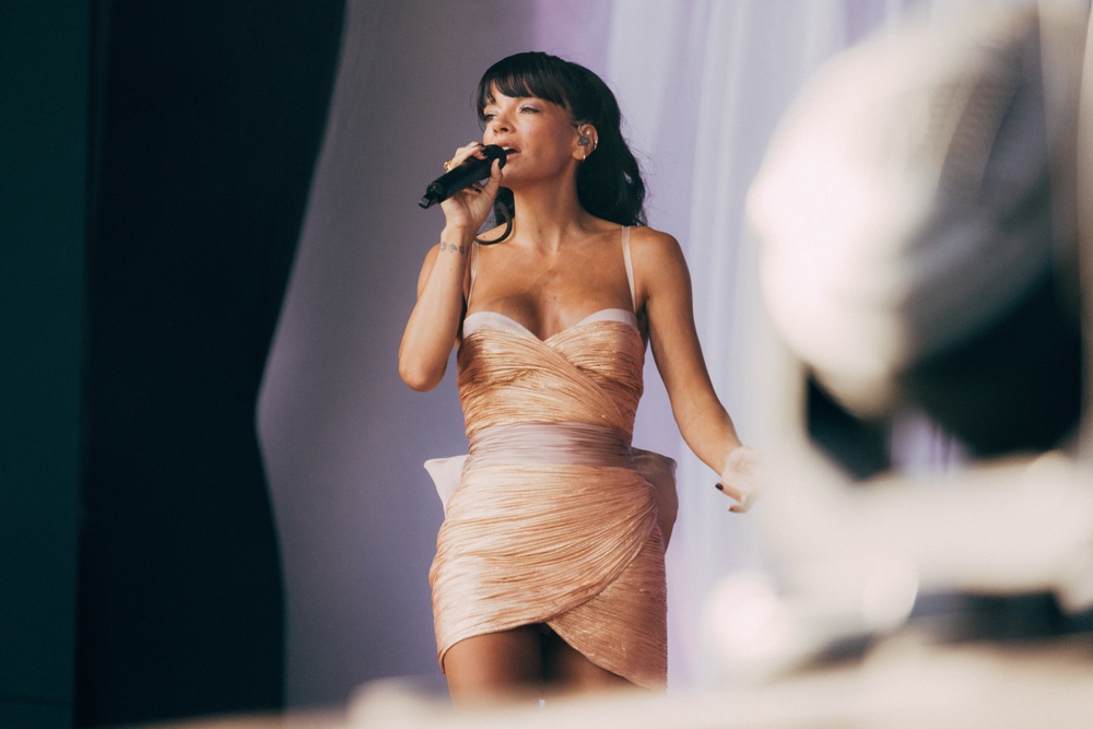 Lily Allen brought 'West End Girl' to Gottenburg (WOW)