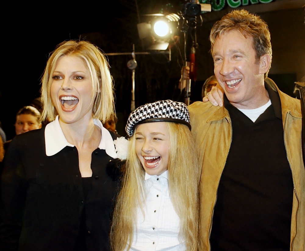 Hayden Panettiere (centre) with fellow cast members from the film ‘Joe Somebody’ Julie Bowen and Tim Allen to the film's premiere in the Westwood Village of Los Angeles in 2001 (Copyright 2021 The Associated Press. All rights reserved)